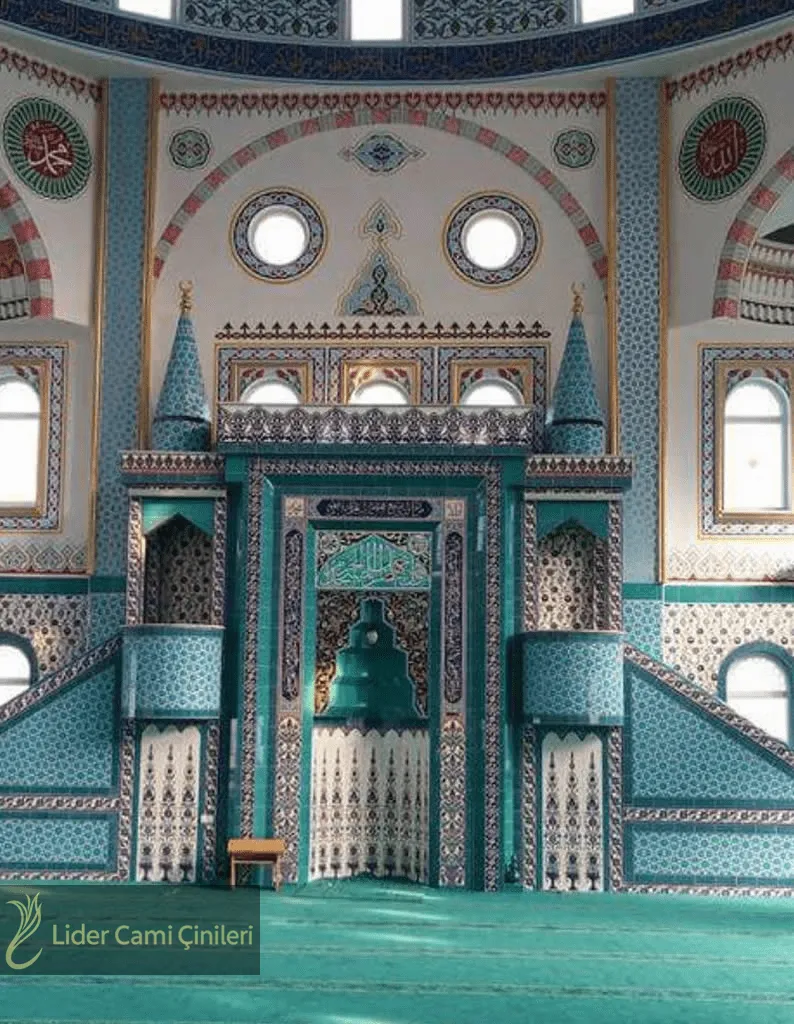 Mihrap Minber Kürsü Modeli – İznik Mavi Desenli Çini – MMK-033